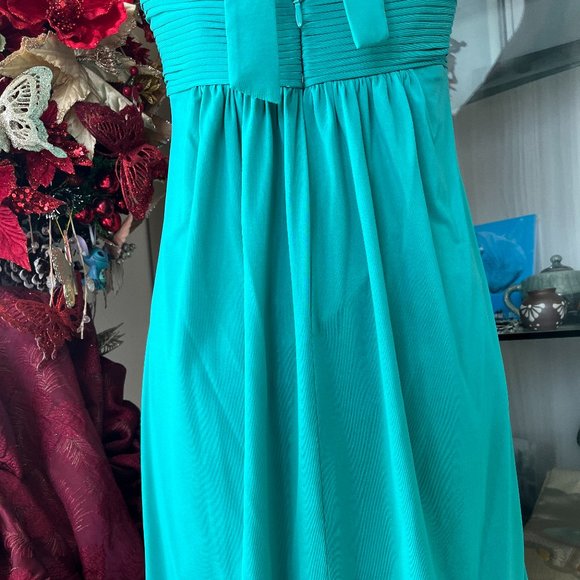 BCBG Halter Blouse in Seafoam Green - Picture 8 of 9